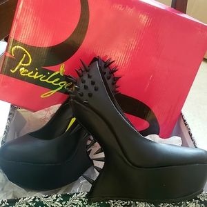Women shoes